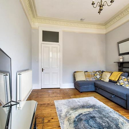 Holyrood Park Main Door Apartment Edinburgh Dış mekan fotoğraf